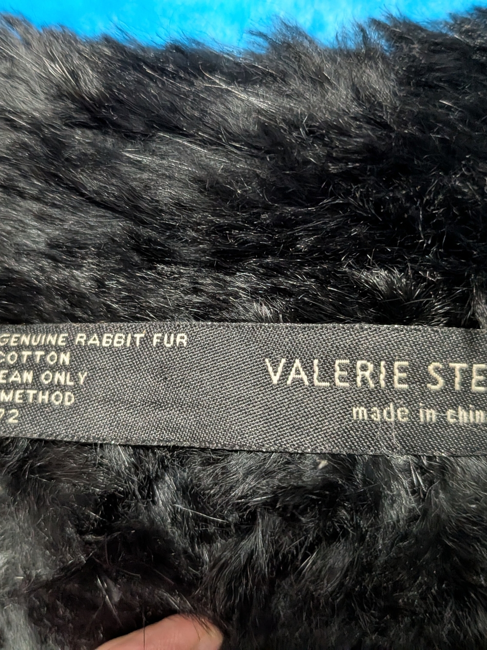 🖤 Lux Black Rabbit Fur Capelet 🖤 - Picture 3 of 3